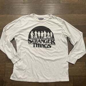 Stranger Things Long-Sleeve T-Shirt - White